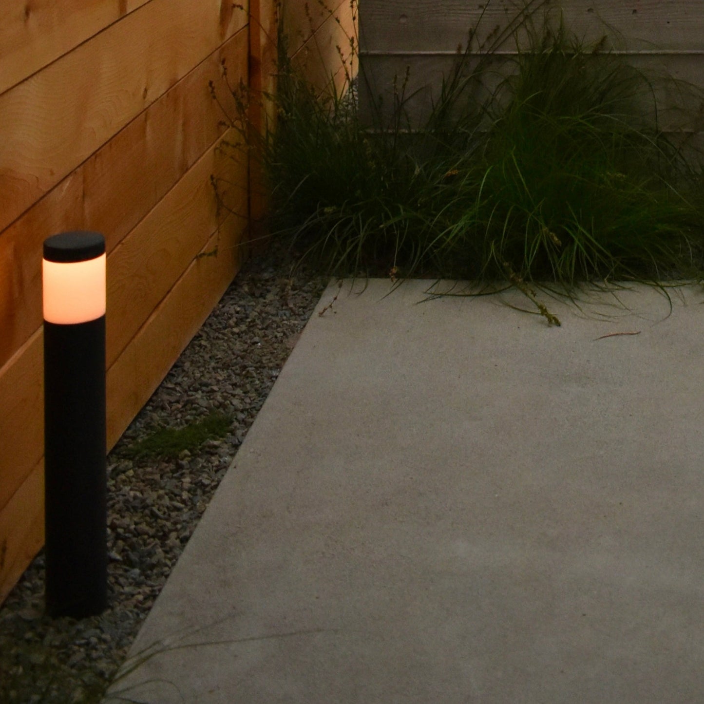 Brutus 15"-18" Black Brass Bollard