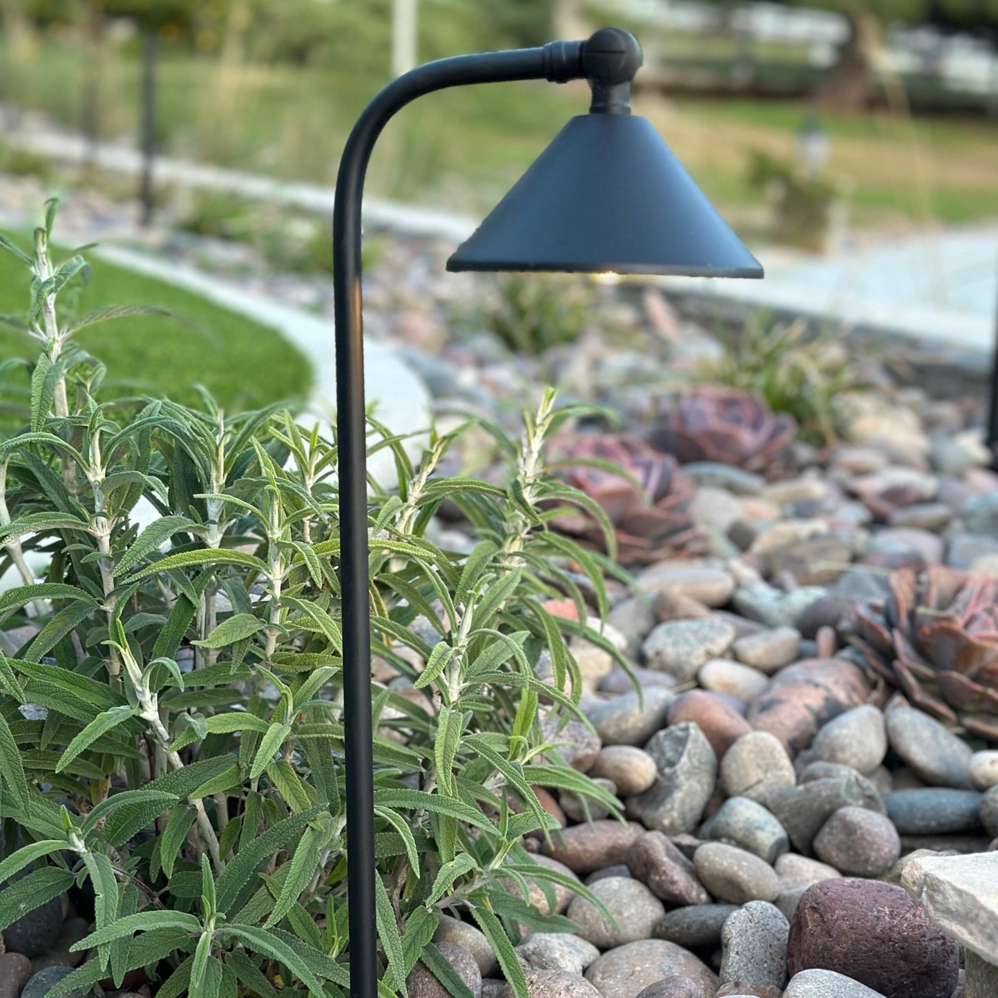 Tulay Bell Black Brass Path Light