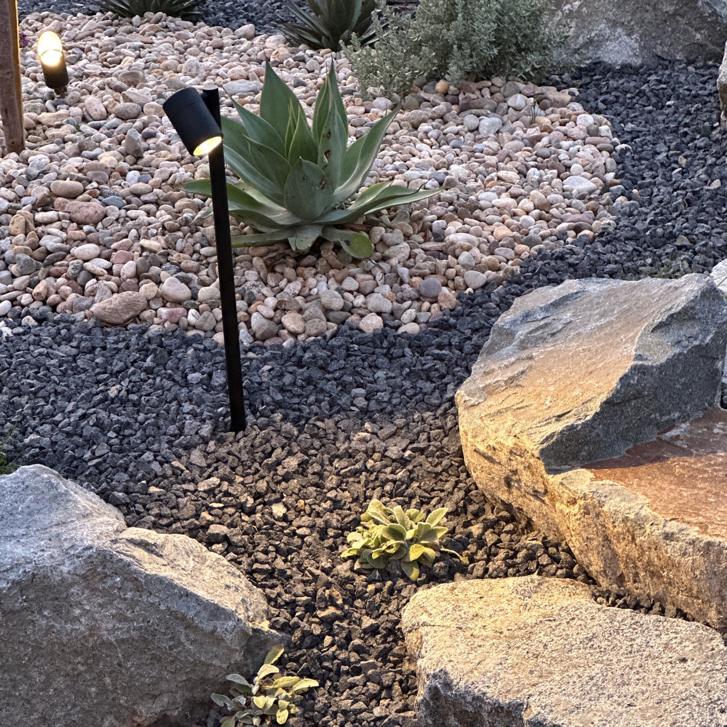 Rondo Black Brass Pathlight