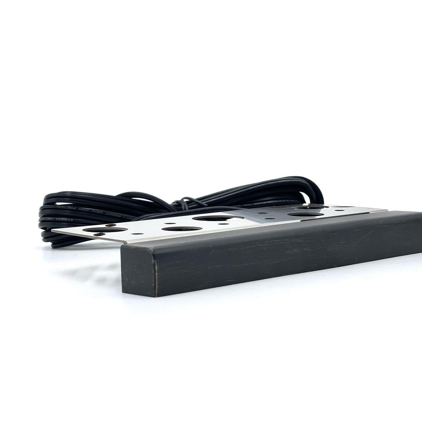 Tulay Black Brass Hardscape Light 7"