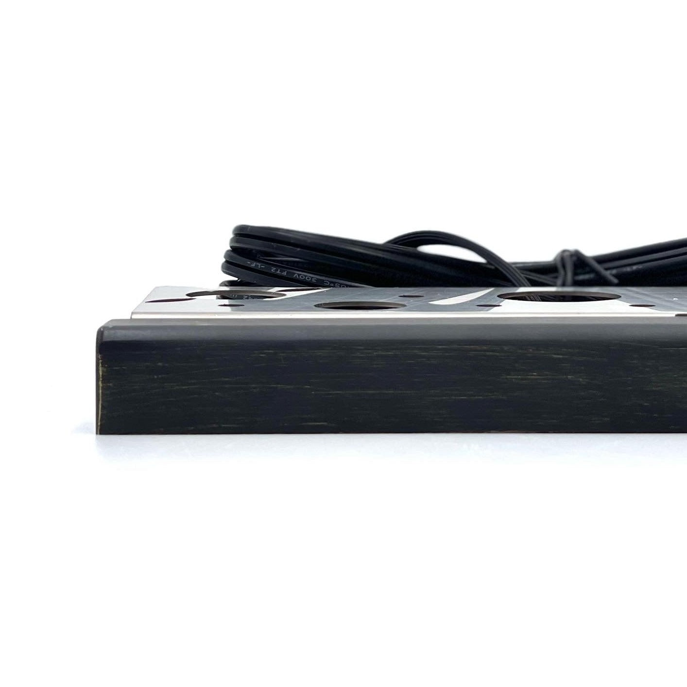 Tulay Black Brass Hardscape Light 7"