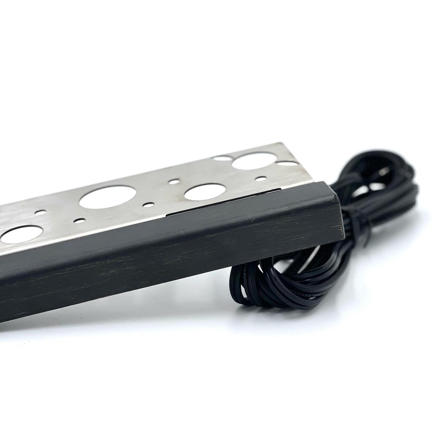 Tulay Black Brass Hardscape Light 7"