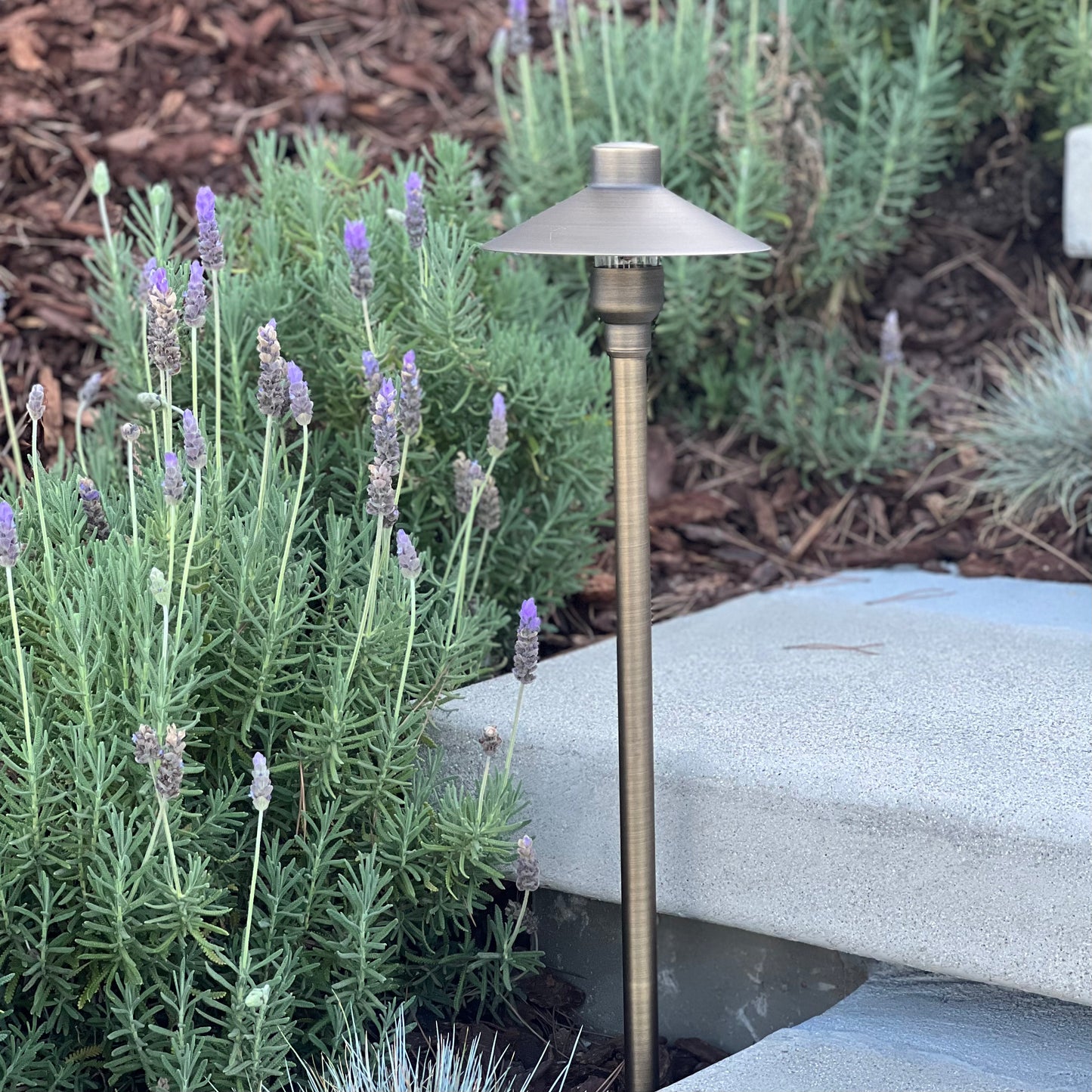 Tulay BH 18" Antique Brass Path Light