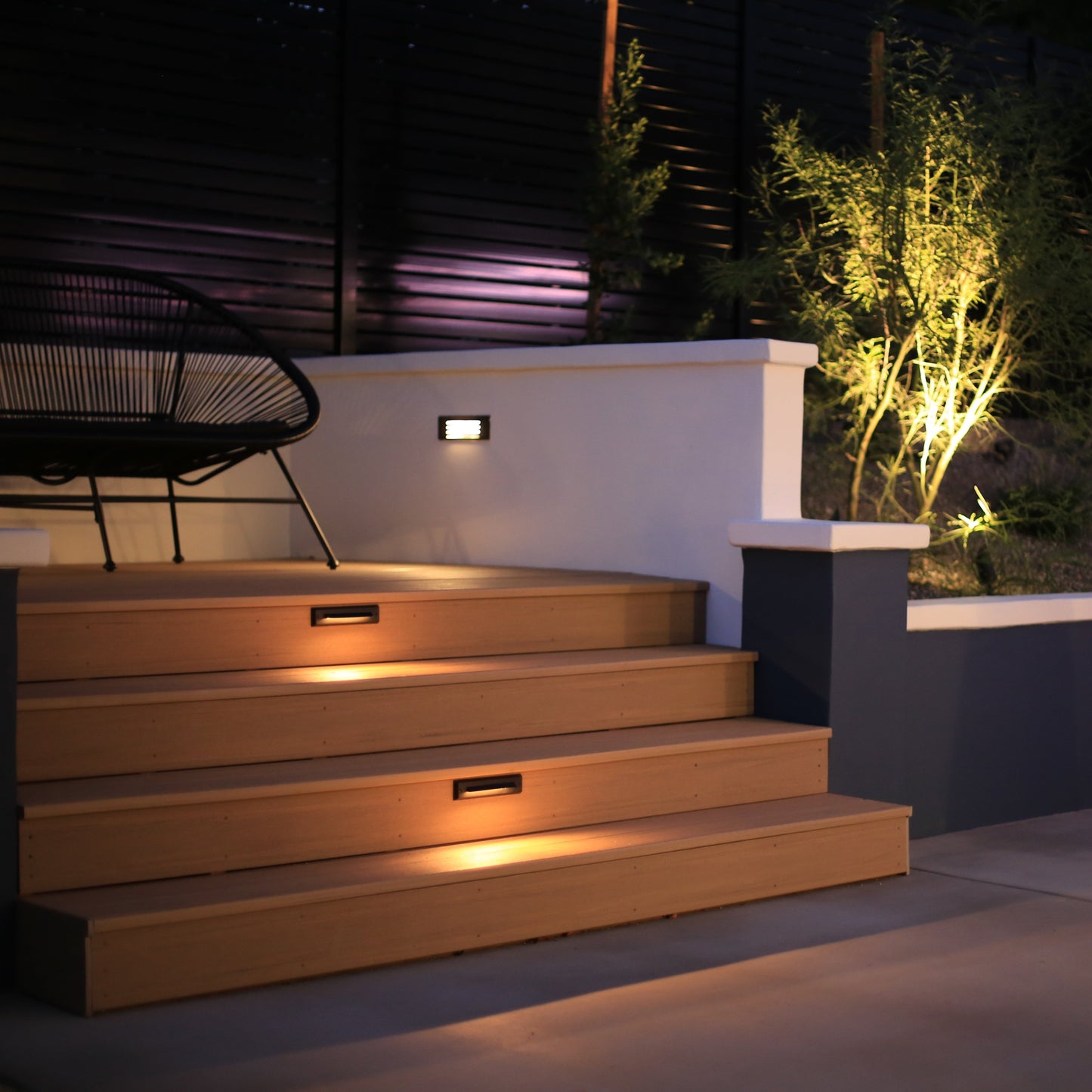 Tulay Black Brass Louvered Steplight