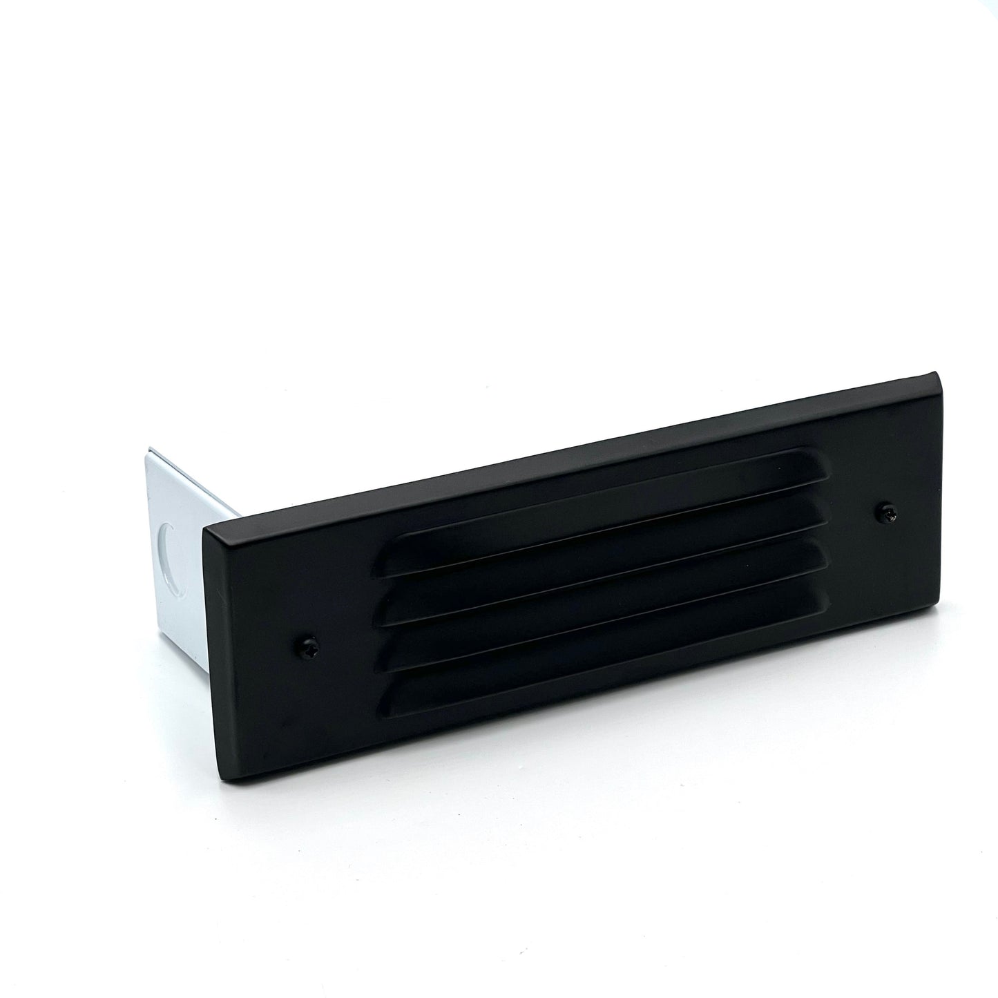 Tulay Black Brass Louvered Steplight