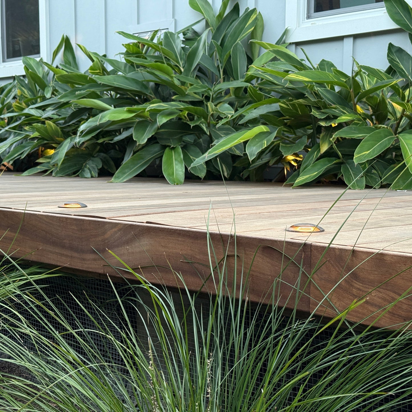 Stel-Path Antique Brass Well Light